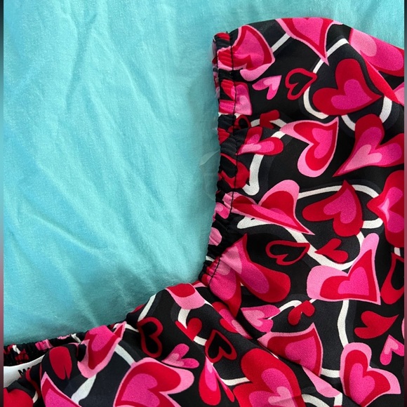 Madden NYC: LS Ruched Top w/ Tie Back - Picture 6 of 11